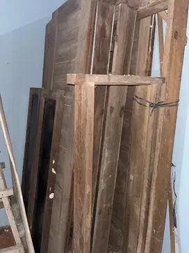 Di jual kusen pintu dan jendela