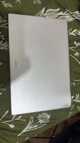 LAPTOP ACER SWIFT GO SFG14-41-R9YR