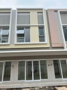 Segera disewakan  Ruko Vienna grande Blok D-12