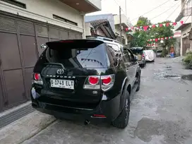 Toyota Fortuner G VNT Turbo Solar 2.5 Matic AT Tahun 2014 Hitam, 2015