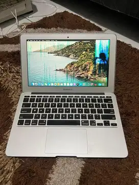 Macbook air 11 inch 2012 TERMURAH