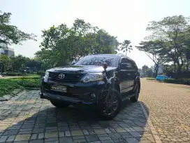 KREDIT TDP SUKA-SUKA, PAJAK PANJANG! Toyota Fortuner 2.7 G TRD AT 2015