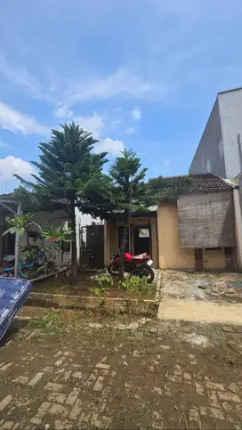 Rumah di perumahan citayam grande valley