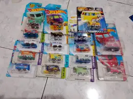 Hot Wheels Diecast Kool Kombi Civic Morris