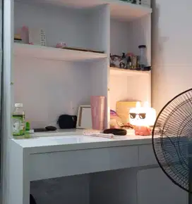 Jual barang bekas masih baru 11 bulan, meja kasur sofa lemari