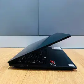 LAPTOP ASUS VIVOBOOK GO14 E1404FA // RYZEN 5-7520U