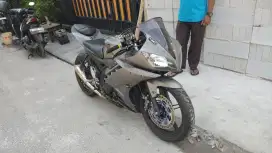 Yamaha R15 V2 Mulus