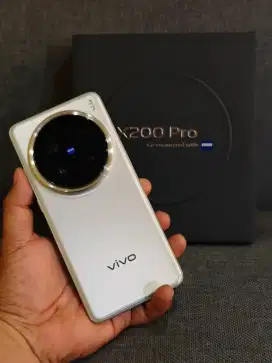 Vivo X200 Pro 16/512 titanium Like new