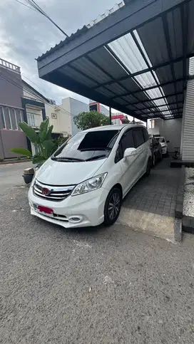 Freed SD 2016 low km