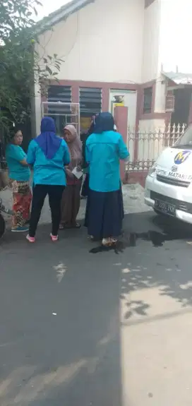 Dibutuhkan Marketing Wanita/Sales Keliling Wanita
