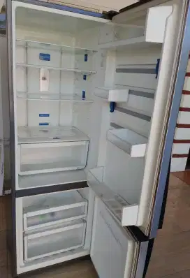 Kulkas 2 pintu electrolux normal