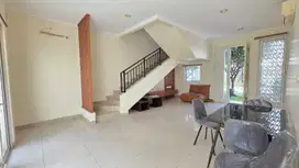 Disewakan Rumah Siap Huni Full Furnished di Cluster Amanda Summarecon