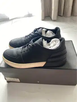 Sepatu Pria Pedro Ukuran 40/41