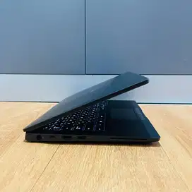 LAPTOP DELL LATITUDE 7300// GEN8// RAM 8GB// 13'3INCH