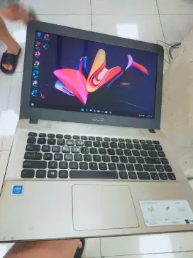 Leptop Asus 2nd