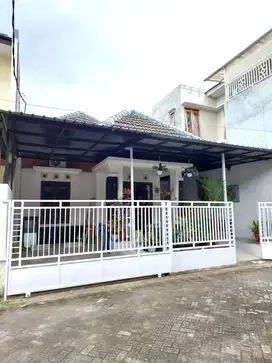 Rumah Lingkungan Perumahan di Jongke dekat Jalan Magelang