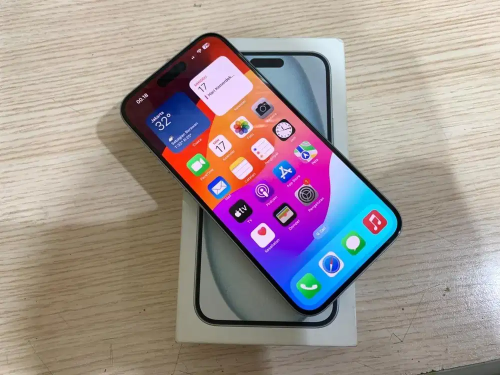 iphone 15 plus 128gb  resmi ibox  mulus