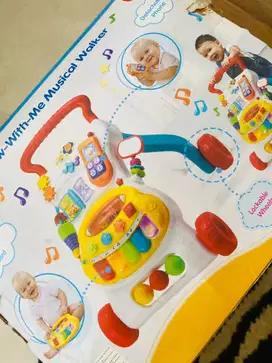 Grow With Me Musical Walker