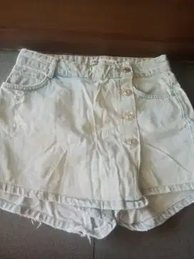 Celana pendek Zara 2
