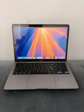 MACBOOK AIR M1 2020 13 RAM 8GB SSD 512GB MINUS BEKAS STIKER DIBODY