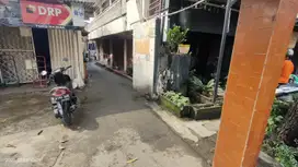Bekas kontrakan hitung tanah daerah Cibubur