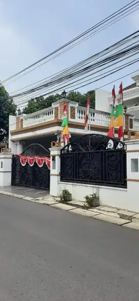Rumah Dijual Di Cirendeu Tangerang selatan Mewah Siap Huni