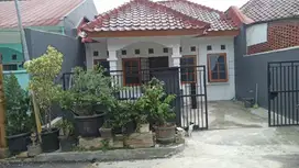 Di Kontrakan Rumah Simprug