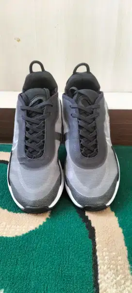 Nike Air Max 2090 Original — Baru, Size 41, Harga Miring!