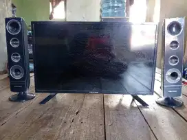 Televisi Polytron
