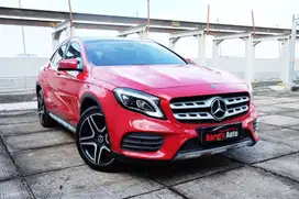GLA200 AMG Line Panoramic