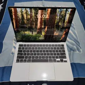 Apple MacBook Air 13 in M4 16 / 512 iBox Like New