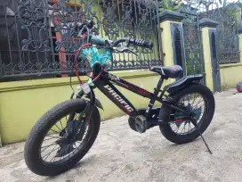 Dijual Sepeda Anak BMX Pacific Batman Size 16 full ORI