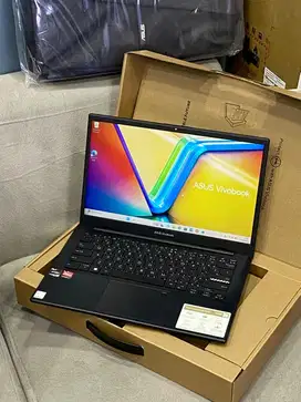 ASUS Vivobook Go 14 E1404FA 14” AMD Ryzen 3-7320U DDR5 8GB/256GB