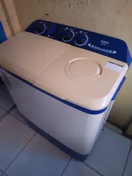 Mesin cuci aqua 8.5kg no minus