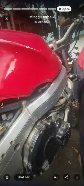 Jual Honda cbr 400cc 4 cylinder warnah merah tahun 1989.bekas sentul