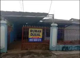 Dijual segera Rumah bonus warung