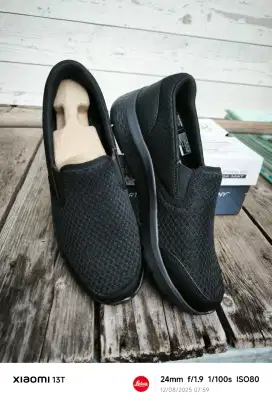 SKECHER ORI - Aku beli di SPORT STATION