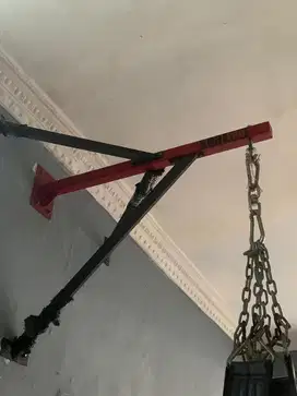 WTS, Samsak merk Hook dijual satu set sama gantungan