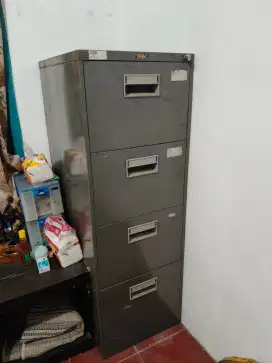 Filing kabinet - file kabinet
