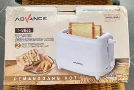 Advance Pemanggang Roti Listrik Toaster Otomatis Pop-up T8866 BARU