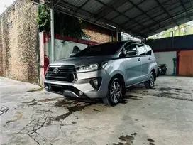 Toyota Innova reborn 2.4 G A/T