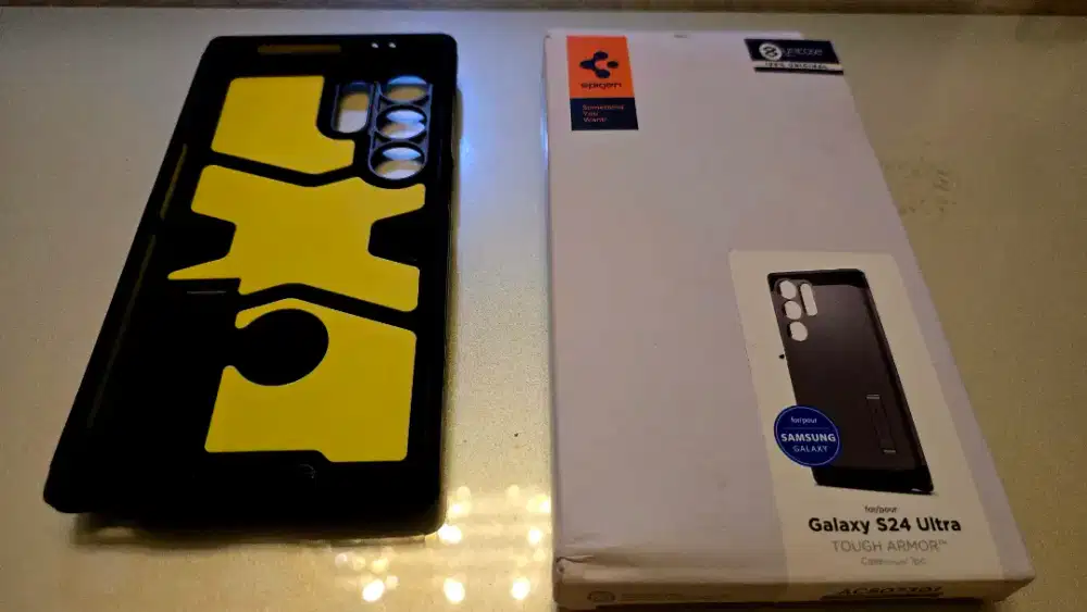 Casing Spigen Tough Armor Gun Metal Samsung S24 Ultra