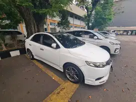 Kia Cerato 2013 Bensin