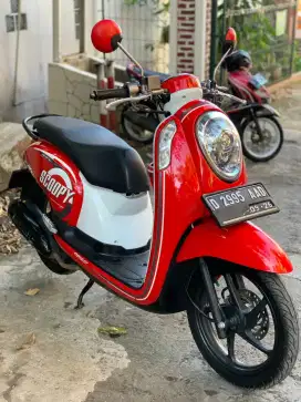 SCOOPY 2016 KM LOW