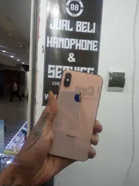 iPhone XS 64GB ALL OPERATOR PEMAKAIAN LAMA Second