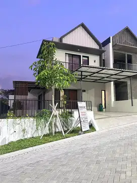RUMAH BEST VIEW DITEMBALANG