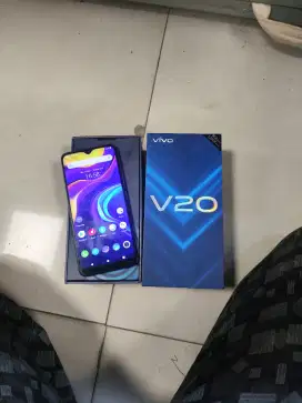 Vivo v20 RAM 8/128 kondisi LCD udah pernah ganti selebihnya aman