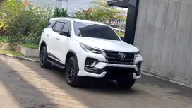 Toyota Fortuner 2.8 VRZ GR Sport 2024