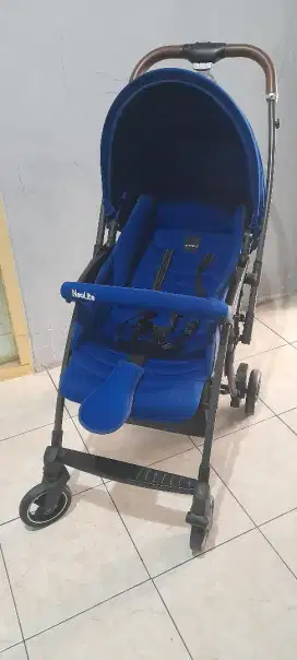 JUAL PRELOVE STROLLER / BABYWALKER BAYI LAYAK MASIH BAGUS BANYAK BONUS
