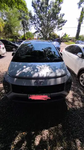Hyundai stargeser prime 2023 , 2 tone
